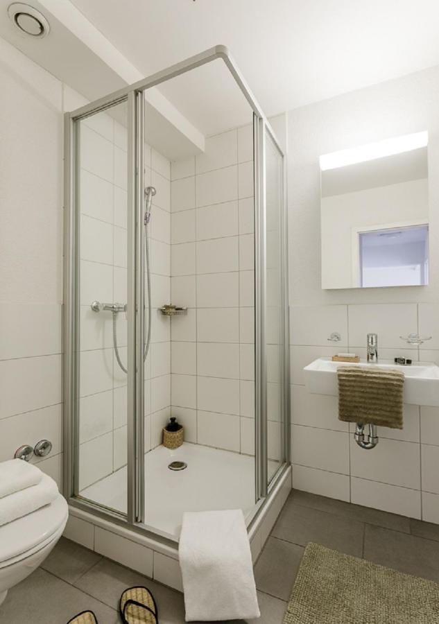 Swiss Star Guesthouse Oerlikon - Contactless Self Check-In Zurich Extérieur photo