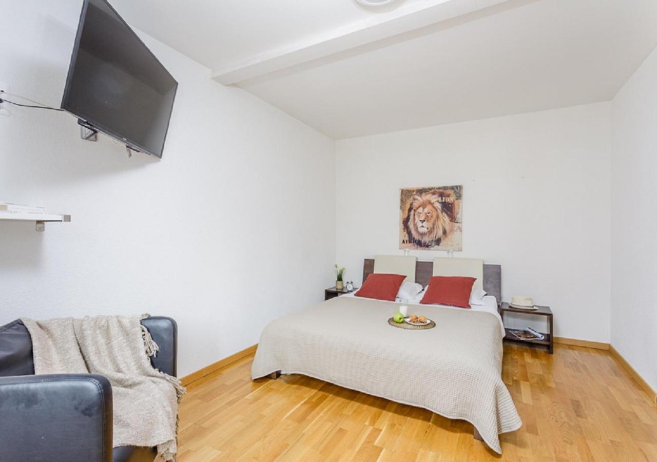 Swiss Star Guesthouse Oerlikon - Contactless Self Check-In Zurich Extérieur photo